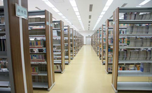 中国财经大学图书馆